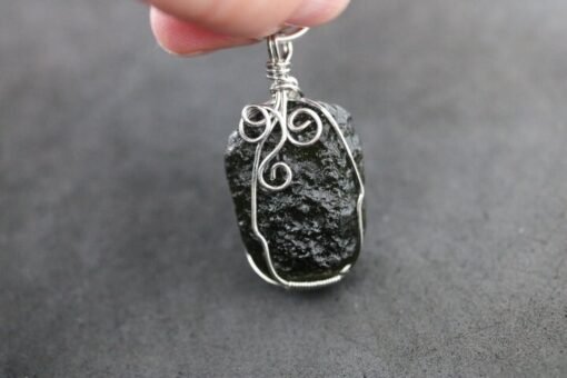 Sterling Silver Pendant with Amethyst and a Scottish Thistle - Image 3