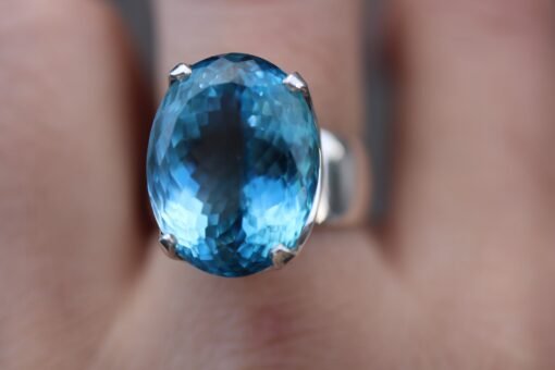 Blue Topaz Ring | 925 Sterling Silver