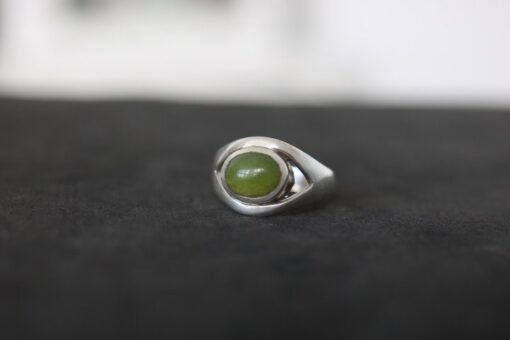 925 Silver Ring with Nephrite - Image 3